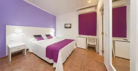 Hostal Adelino | Balearic Adaları - İbiza Adası - Sant Antoni de Portmany