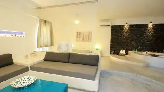 Thea Studios | Ege Adaları - Santorini