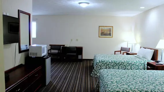 Desoto Inn and Suites Missouri Valley | Iowa - Council Bluffs (ve civarı) - Missouri Valley