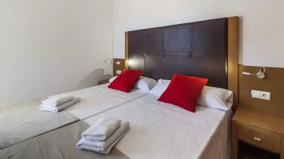 Ibiza Heaven Apartments | Balearic Adaları - İbiza Adası - Sant Josep de sa Talaia - Playa d'en Bossa