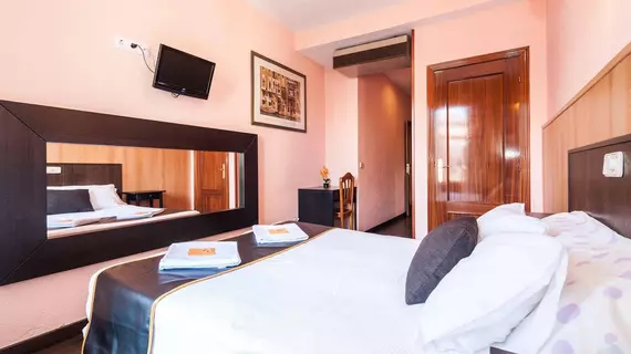 Hostal Gallardo | Madrid Özerk Topluluğu - Madrid (ve civarı) - Centro - Malasana