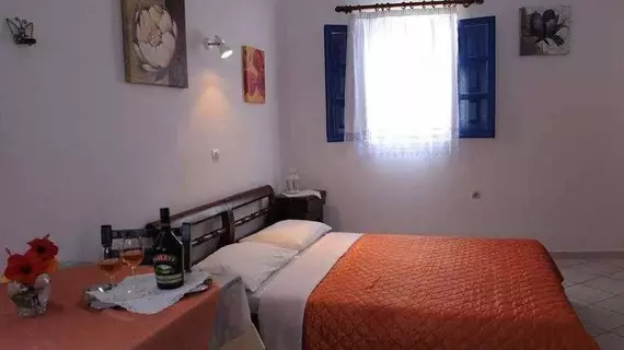 Georgis Apartments | Ege Adaları - Santorini