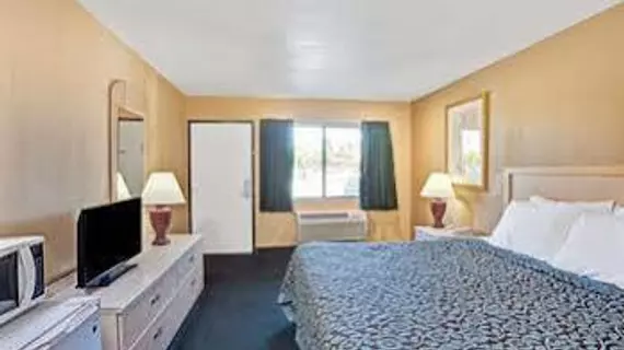 Days Inn Whittier | Kaliforniya - Los Angeles County - Whittier