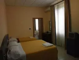 Albergo Riva Fiorita | Lazio - Latina (vilayet) - Minturno