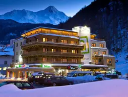 Hotel Bäckelar Wirt Superior | Tirol - Imst (ve civarı) - Soelden