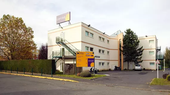 Hotel Cerise Lens | Hauts-de-France - Pas-de-Calais (bölge) - Noyelles-Godault