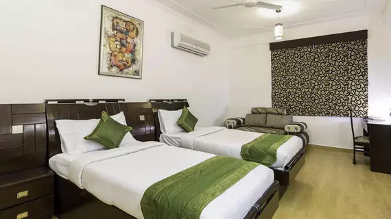 Hotel Four Sight | Haryana - Gurugram (ve civarı) - Gurugram - Sector 14