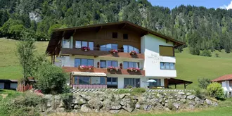 Hotel Garni Tirol