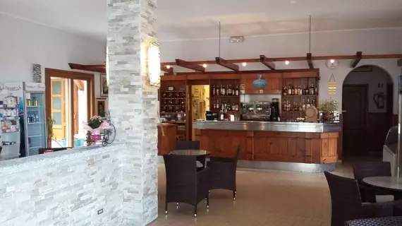 Albergo Breglia | Lombardy - Como (il) - Plesio