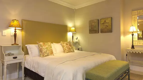 On the Beach Guesthouse & Apartments | Eastern Cape - Kouga - Jeffreys Bay