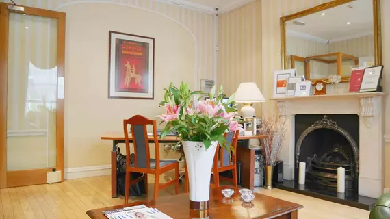 Staunton Hotel - B&B | Londra (ve civarı) - London City Center - Fitzrovia