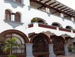 Hotel Colonial | Colima - Manzanillo (ve civarı) - Manzanillo