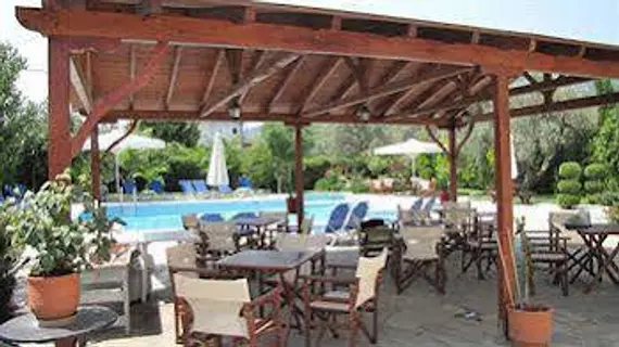 Palirria Hotel & Studios | Tesalya - Magnesia (bölge) - Güney Pelion - Koropi