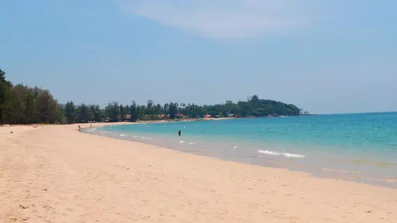 Raven Blue Hotel | Krabi İli - Ko Lanta