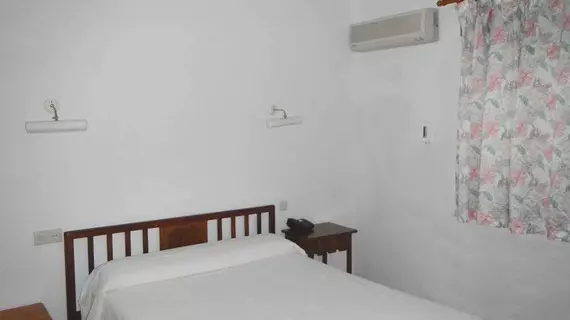 Hotel Patricia | Andalucia - Cadiz (vilayet) - Campo de Gibraltar - San Roque