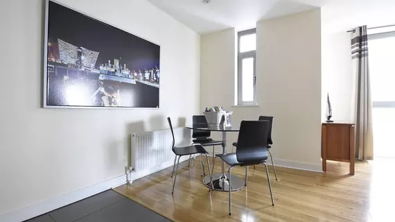 Dream Apartments Titanic Arc | Kuzey İrlanda - Antrim (kontluk) - Belfast (ve civarı) - Belfast - Titanic Quarter