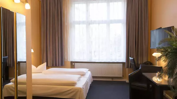 Hotel am Hermannplatz | Berlin (ve civarı) - Friedrichshain-Kreuzberg - Kreuzberg