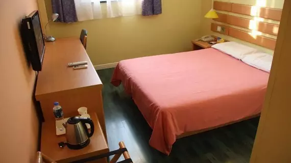 Shanghai Home Inn - Tangqiao | Şanghay (ve civarı) - Şangay