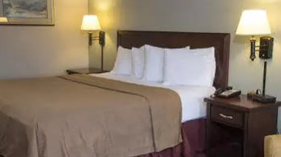 Lamplighter Inn and Suites - North | Missouri - Springfield (ve civarı) - Springfield