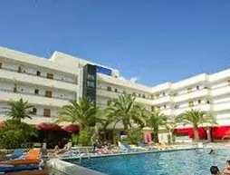 Apartamentos Bahia De San Antonio | Balearic Adaları - İbiza Adası - Sant Antoni de Portmany - Cala de Bou