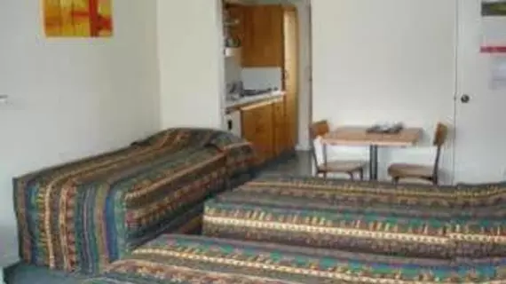 Lake Dunstan Motel | Otago - Central Otago District - Cromwell