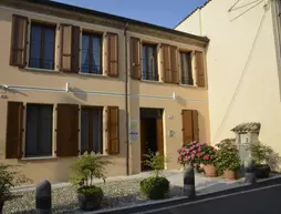 9 Muse Bed and Breakfast | Lombardy - Mantova (vilayet) - Canneto sull'Oglio