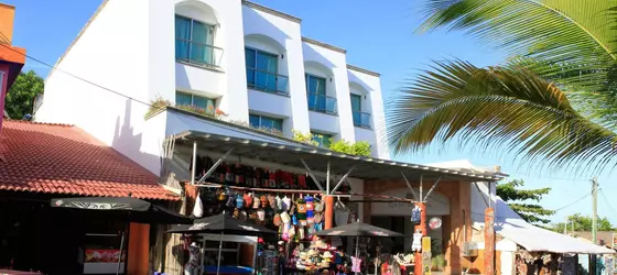 Hotel Casa Melissa | Quintana Roo - Solidaridad - Playa del Carmen - Centro