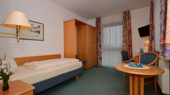 Landhotel Seerose | Bavyera - Orta Franconia