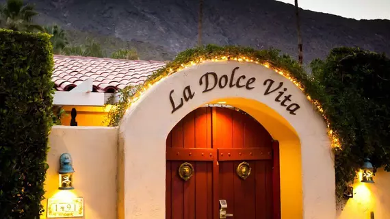 La Dolce Vita Resort & Spa - A Gay Men's Clothing Optional Resort | Kaliforniya - Imperial County - Palm Springs (ve civarı) - Palm Springs