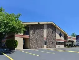 Vagabond Inn & Suites Klamath Falls | Oregon - Klamath Gölü (ve civarı) - Klamath Falls