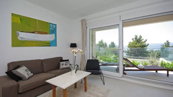 Villa Jolara Apartments | Split-Dalmaçya - Omis