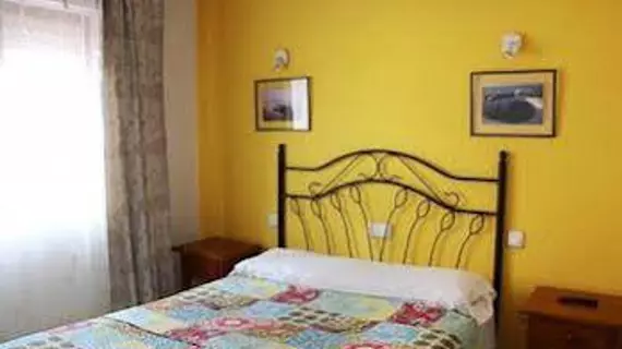 Hostal Avenida | Kastilya ve Leon - Avila (vilayet) - Arenas de San Pedro