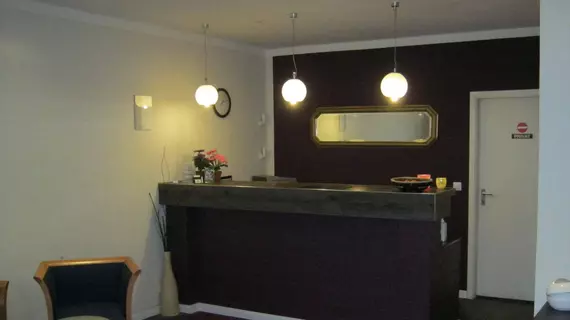 EU Centralhotel Im Tönnchen | Kuzey Ren-Westfalia - Düsseldorf (ve civarı) - Düsseldorf