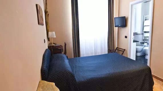 Hotel Caracciolo | Lazio - Roma (ve civarı) - Roma Kent Merkezi - Esquilino