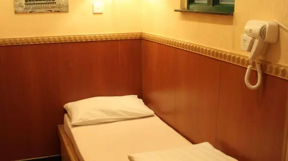 New Garden Hostel | Hong Kong - Hong Kong City Center - Tsim Sha Tsui