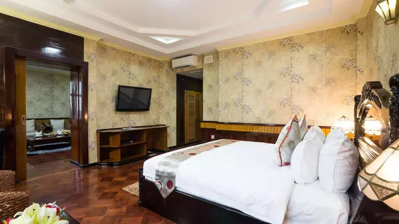 Hotel Shwe Pyi Thar | Mandalay Bölgesi - Mandalay