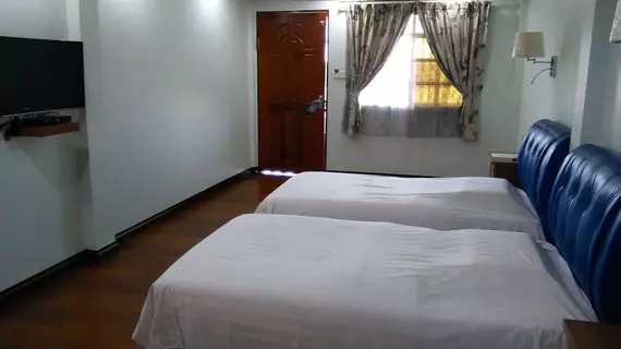 Ben & Roz Inn | Sabah - Kota Kinabalu (ve civarı) - Kota Kinabalu - Penampang