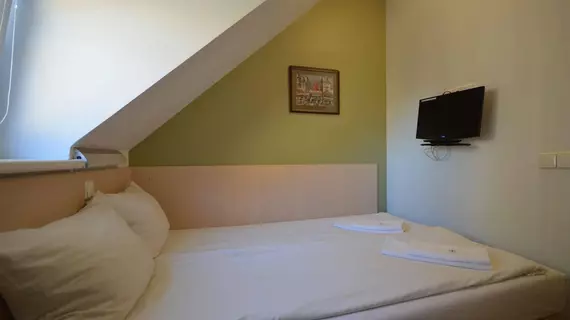 Stay Express Hotel | Vilnius (ve civarı) - Vilnius