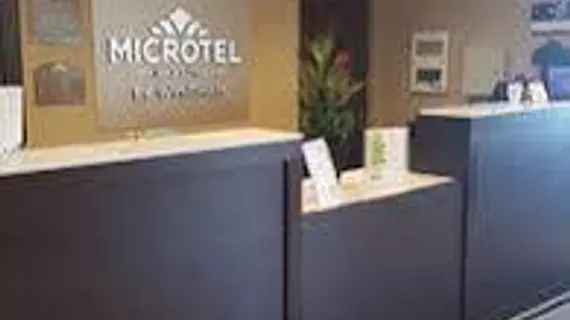 Microtel Inn & Suites By Wyndham Whitecourt | Alberta - Whitecourt (ve civarı) - Whitecourt