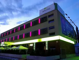 Hotel Gaudio | Bratislava - Bratislava (ve civarı) - Petržalka