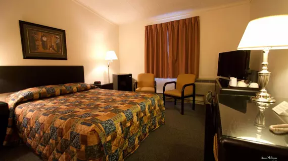 Hotel Port Aux Basques | Newfoundland and Labrador - Newfoundland - Channel-Port aux Basques