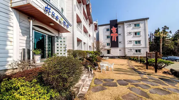 Jungmun JejuHue Pension | Jeju Adası - Seogwipo - Jungmun