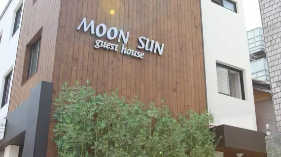 Moon Sun Guesthouse | Gyeonggi - Seul (ve civarı) - Seul - Myeongdong