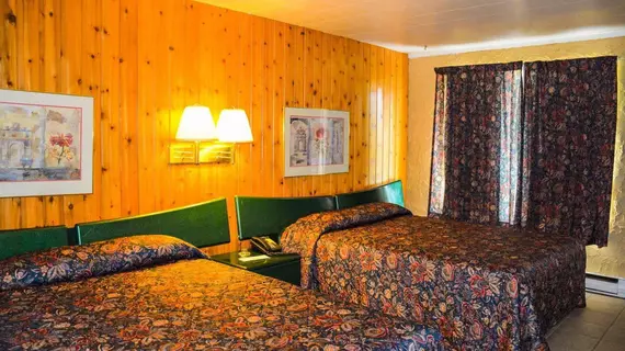 Auberge Motel Godard | Quebec - Les Laurentides Regional County Belediyesi - Tremblant Dağı (ve civarı) - Nominingue