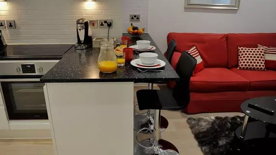 Select Serviced Accommodation - Garrard House | Berkshire (kontluk) - Reading - Reading Kent Merkezi