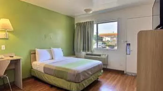 Motel 6 Austin North | Teksas - Austin (ve civarı) - Austin