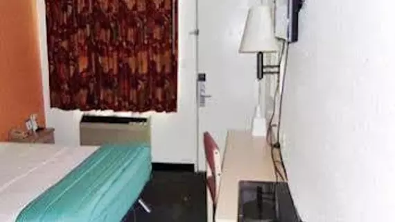 Americas Best Value Inn Anderson | Indiana - Muncie (ve civarı) - Anderson