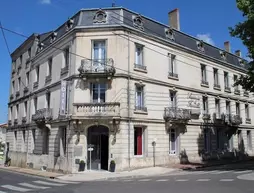 Hôtel Souvenirs de Familles | Nouvelle-Aquitaine - Charente-Maritime (bölge) - Saintes