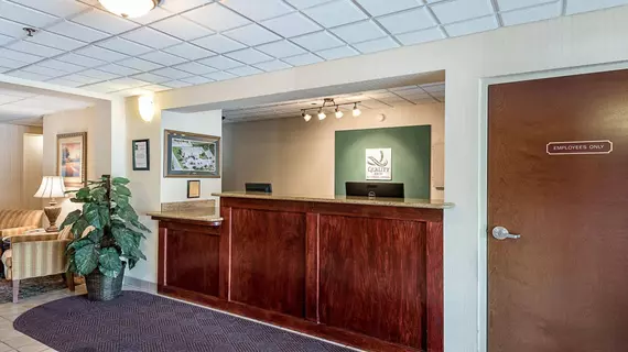 Quality Inn Shepherdstown | Batı Virginia - Martinsburg (ve civarı) - Shepherdstown