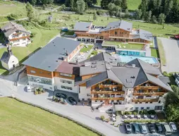 Hotel Stoll | Trentino-Alto Adige - Güney Tirol (il) - Valle di Casies